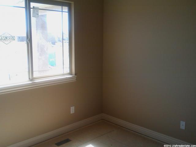 2498 W 2825 N, Farr West, UT 84404 — photo 2