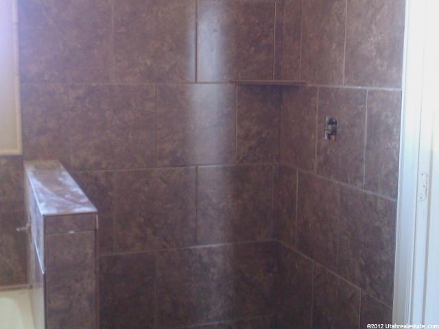 2498 W 2825 N, Farr West, UT 84404 — photo 12