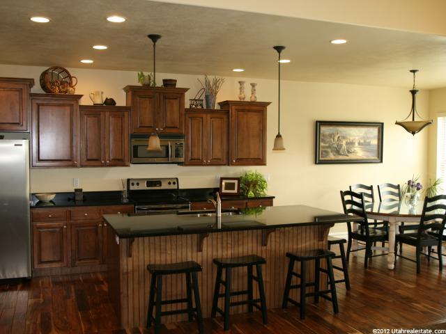 2158 S 275 E, Kaysville, UT 84037 — photo 4