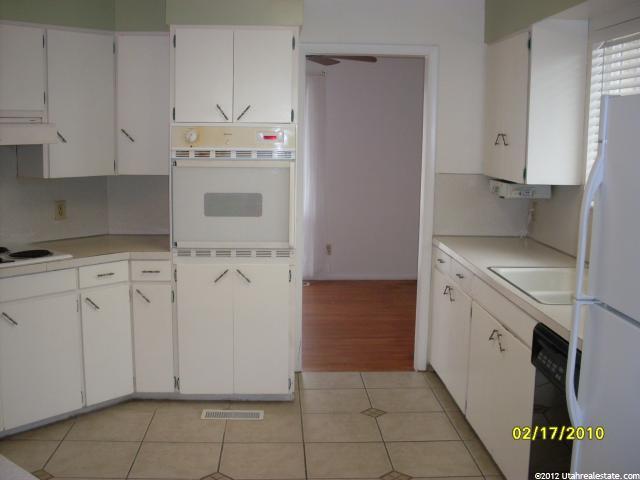 31 W 1500 S, Bountiful, UT 84010 — photo 4