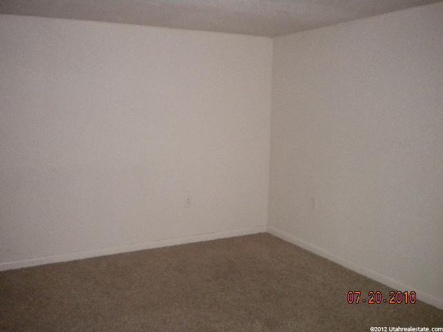 5915 S 2625 W, Roy, UT 84067 — photo 7
