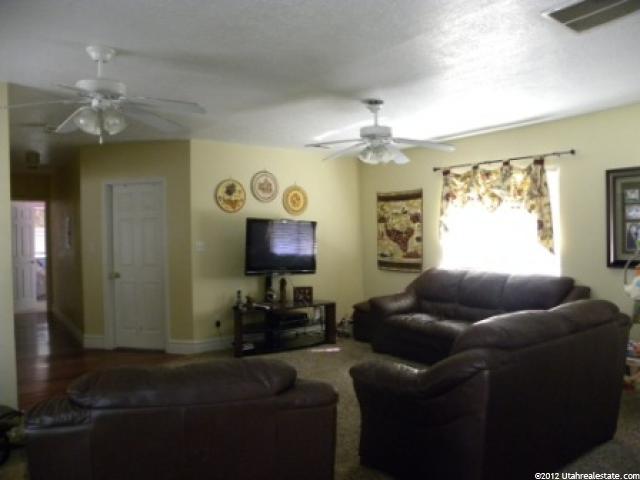 295 E 300 N, Logan, UT 84321 — photo 4