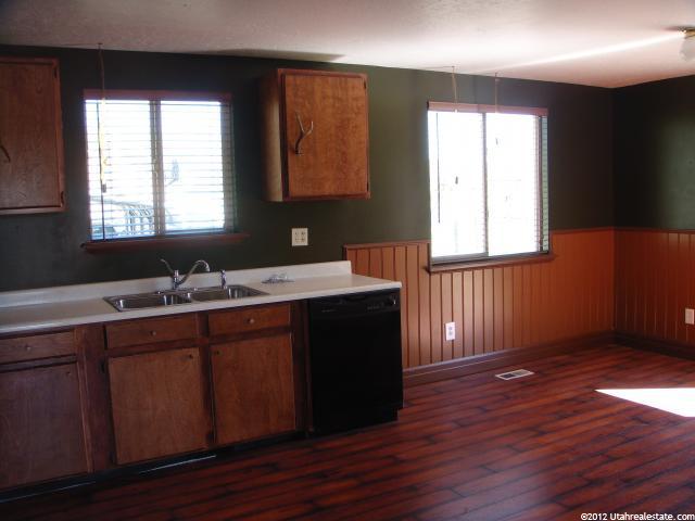 340 N 650 E, Fremont, UT 84747 — photo 8
