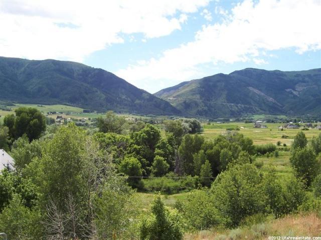 3732 N River Dr, Eden, UT 84310 — photo 2