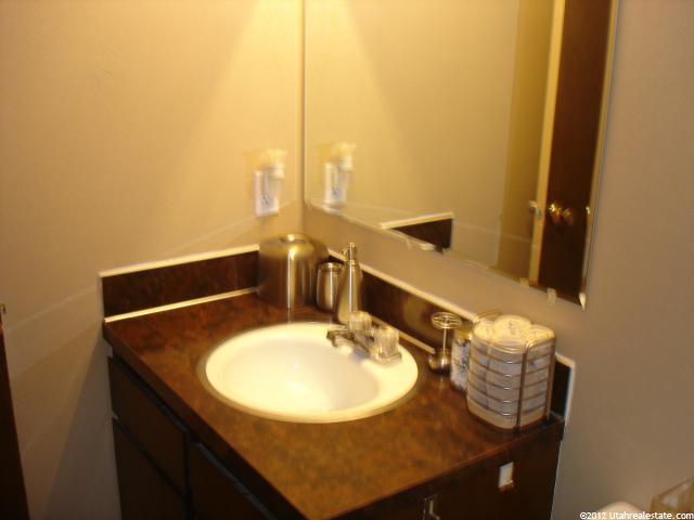 1297 Lorl Ln, Ogden, UT 84404 — photo 6
