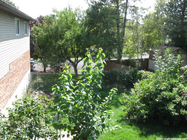 590 W Creek View Rd, Centerville, UT 84014 — photo 3