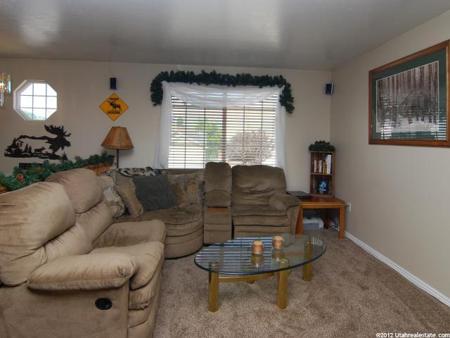 187 W Oak St, Ogden, UT 84404 — photo 4