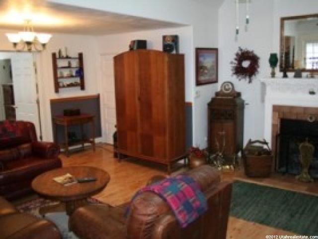 526 E Ogden Cyn N, Ogden, UT 84401 — photo 2