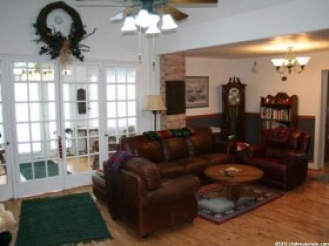 526 E Ogden Cyn N, Ogden, UT 84401 — photo 3