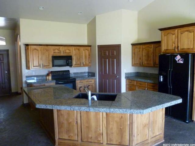 970 N 1700 E, St. George, UT 84770 — photo 4