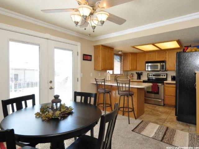 5734 S 4025 W, Roy, UT 84067 — photo 10