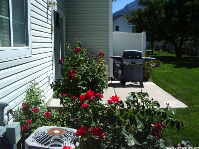 1015 E Sara Ln, Ogden, UT 84404 — photo 3