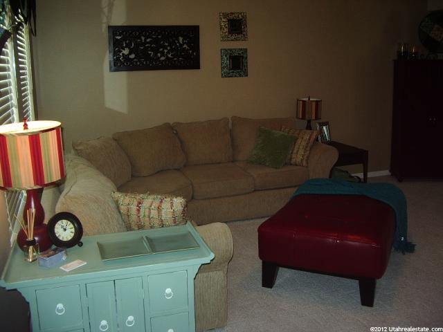 1015 E Sara Ln, Ogden, UT 84404 — photo 4