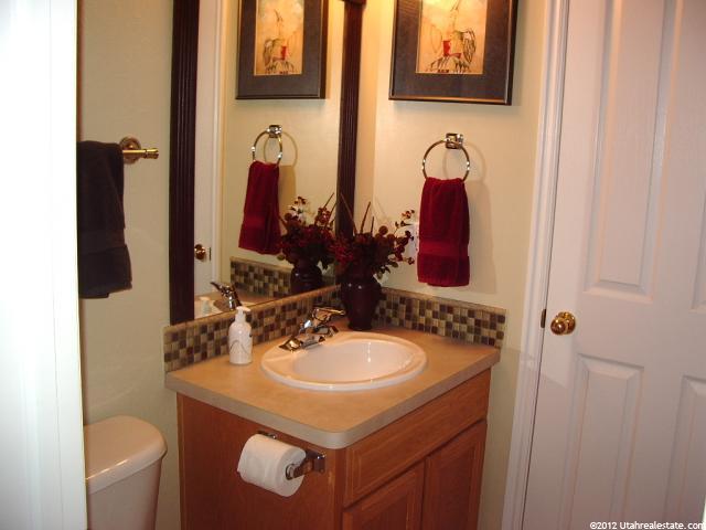 1015 E Sara Ln, Ogden, UT 84404 — photo 7