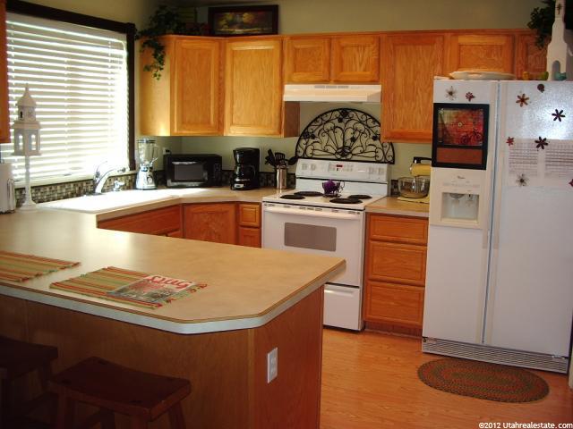 1015 E Sara Ln, Ogden, UT 84404 — photo 8