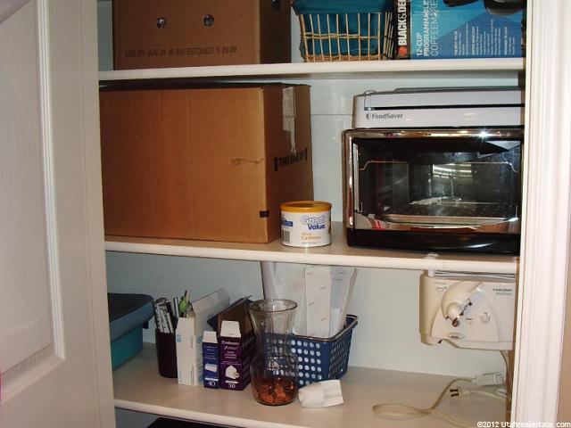 1015 E Sara Ln, Ogden, UT 84404 — photo 9