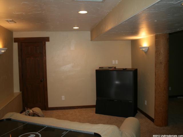 285 St Moritz Strasse, Summit Park, UT 84098 — photo 6