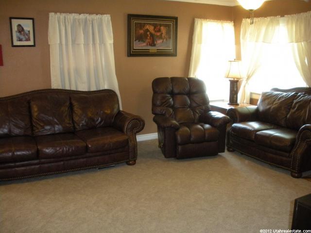 357 S 3rd E, Roosevelt, UT 84066 — photo 10