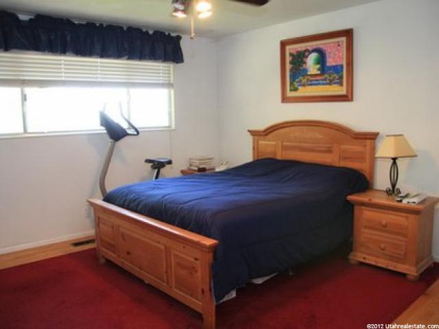 3160 E Coronet Dr, Holladay, UT 84124 — photo 7