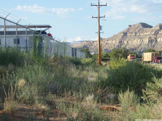 106 Arlington, Big Water, UT 84741 — photo 4