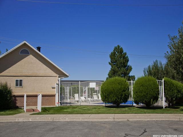 5521 S 600 E, Washington Terrace, UT 84405 — photo 5