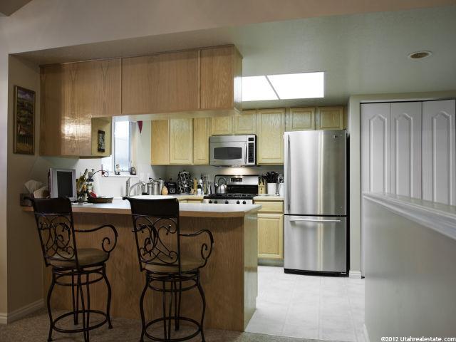 5521 S 600 E, Washington Terrace, UT 84405 — photo 9