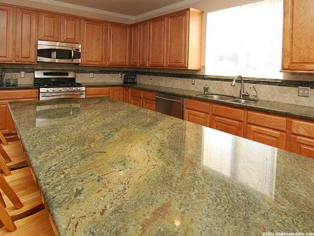 2352 N 880 W, West Bountiful, UT 84087 — photo 4