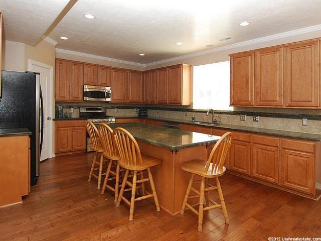 2352 N 880 W, West Bountiful, UT 84087 — photo 6