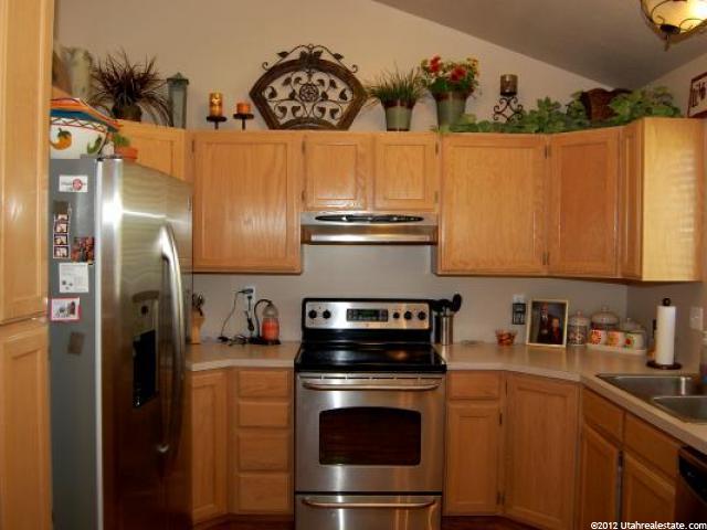 322 Meadow View Dr, Ogden, UT 84404 — photo 3