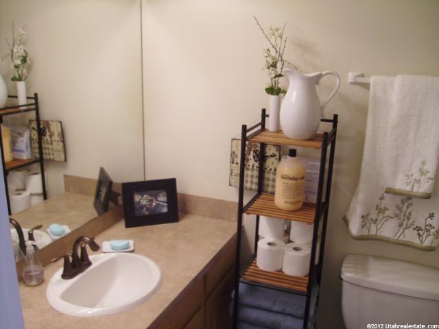 2185 N 725 W, Layton, UT 84041 — photo 7