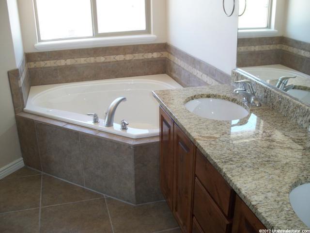 4945 W 4750 S, West Haven, UT 84401 — photo 7