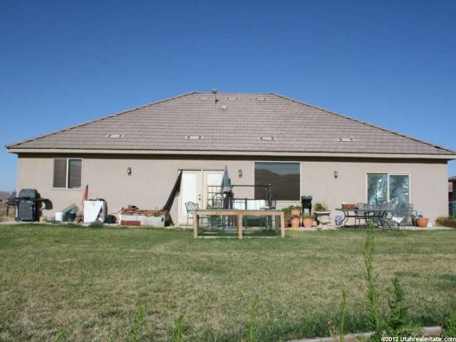 338 N 3220 W, Hurricane, UT 84737 — photo 6