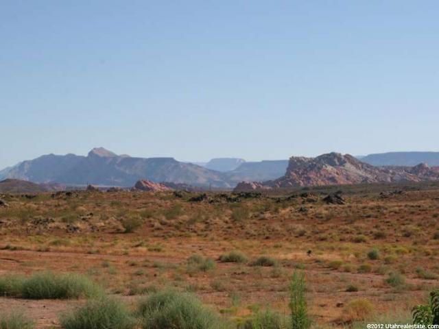 338 N 3220 W, Hurricane, UT 84737 — photo 7