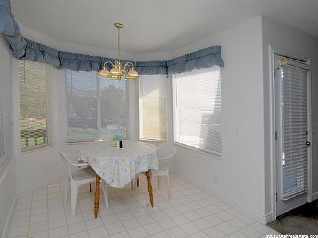 142 E Carrington Ln N, Centerville, UT 84014 — photo 6