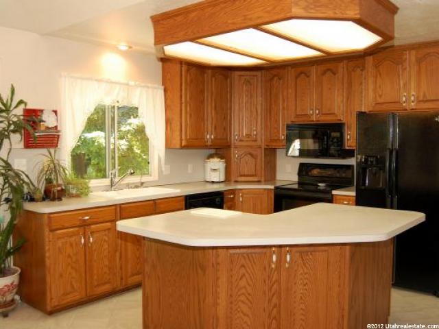 3544 N 2175 E, Layton, UT 84040 — photo 2