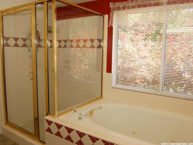 3544 N 2175 E, Layton, UT 84040 — photo 9