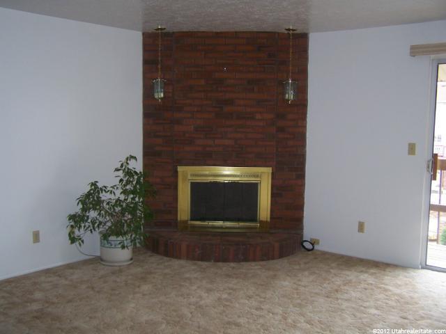 5545 S 2100 W #B-7, Roy, UT 84067 — photo 4