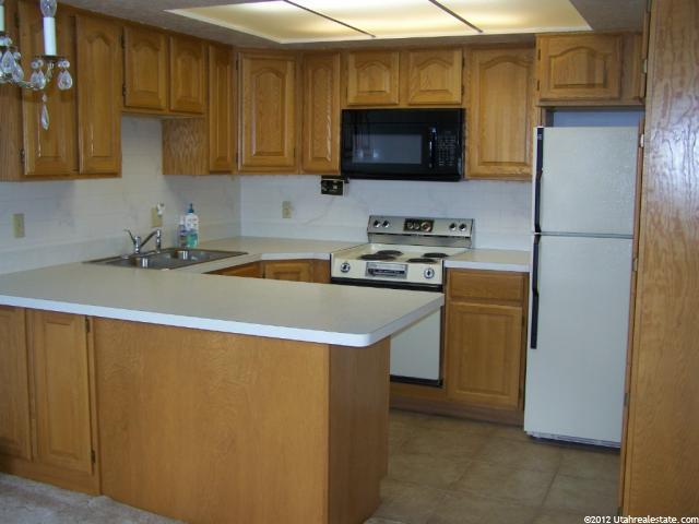 5545 S 2100 W #B-7, Roy, UT 84067 — photo 5