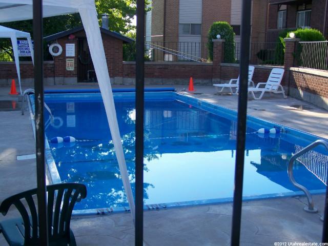 5545 S 2100 W #B-7, Roy, UT 84067 — photo 8