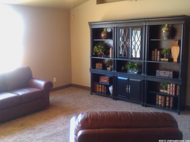 2485 W 2775 N, Farr West, UT 84404 — photo 12