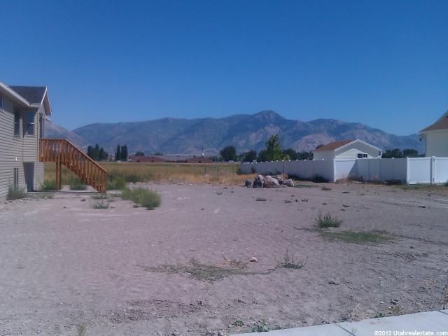 2485 W 2775 N, Farr West, UT 84404 — photo 9