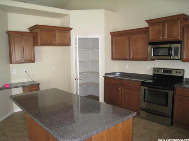 2622 S 575 W, Syracuse, UT 84075 — photo 7