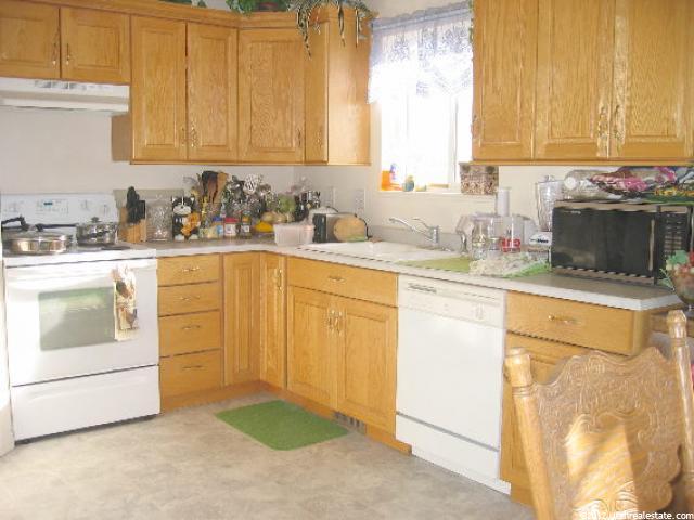 173 S 400 W, Tremonton, UT 84337 — photo 3