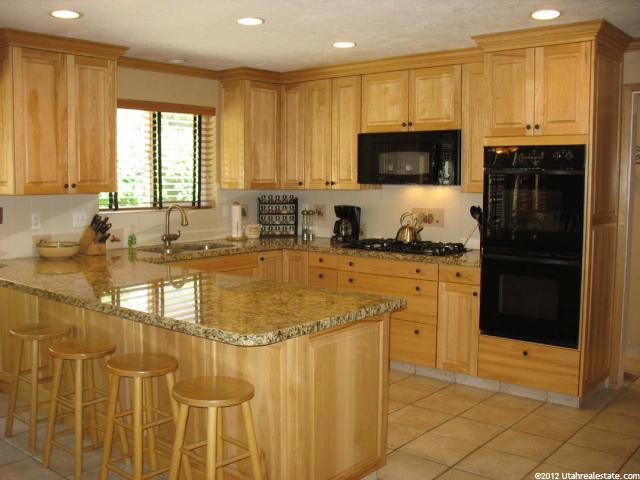 9701 S Chylene Dr, Sandy, UT 84092 — photo 4