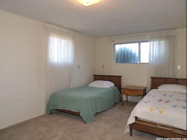 881 E Millbrook Way S, Bountiful, UT 84010 — photo 11