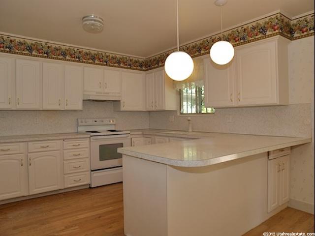 881 E Millbrook Way S, Bountiful, UT 84010 — photo 3