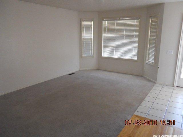870 W 200 S, Clearfield, UT 84015 — photo 10