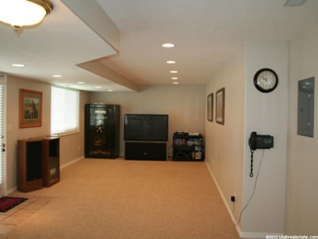 3262 S Davis Blvd, Bountiful, UT 84010 — photo 11