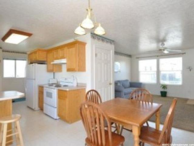1504 N 2275 W, Clinton, UT 84015 — photo 6