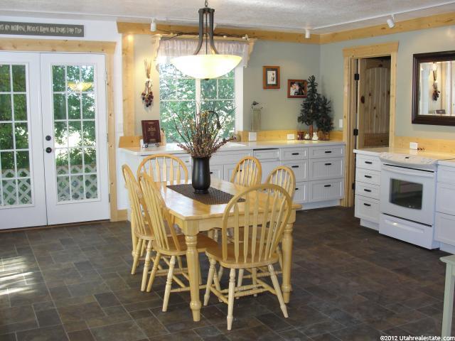 357 E 100 N, Hyrum, UT 84319 — photo 4